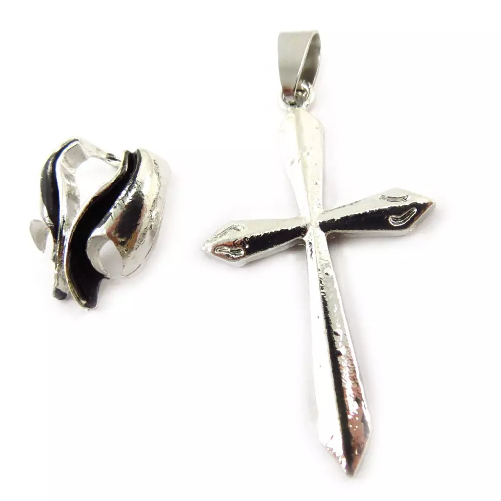 Les Trésors De Lily Pendentif Acier 'Croix Gothique' Noir Argenté [J6296]