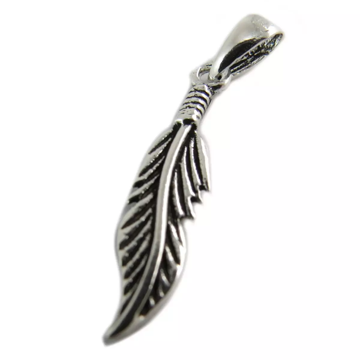 les trésors de lily Pendentif Argent 'Boho' argenté vieilli (plume) 20x4 mm [Q7505]