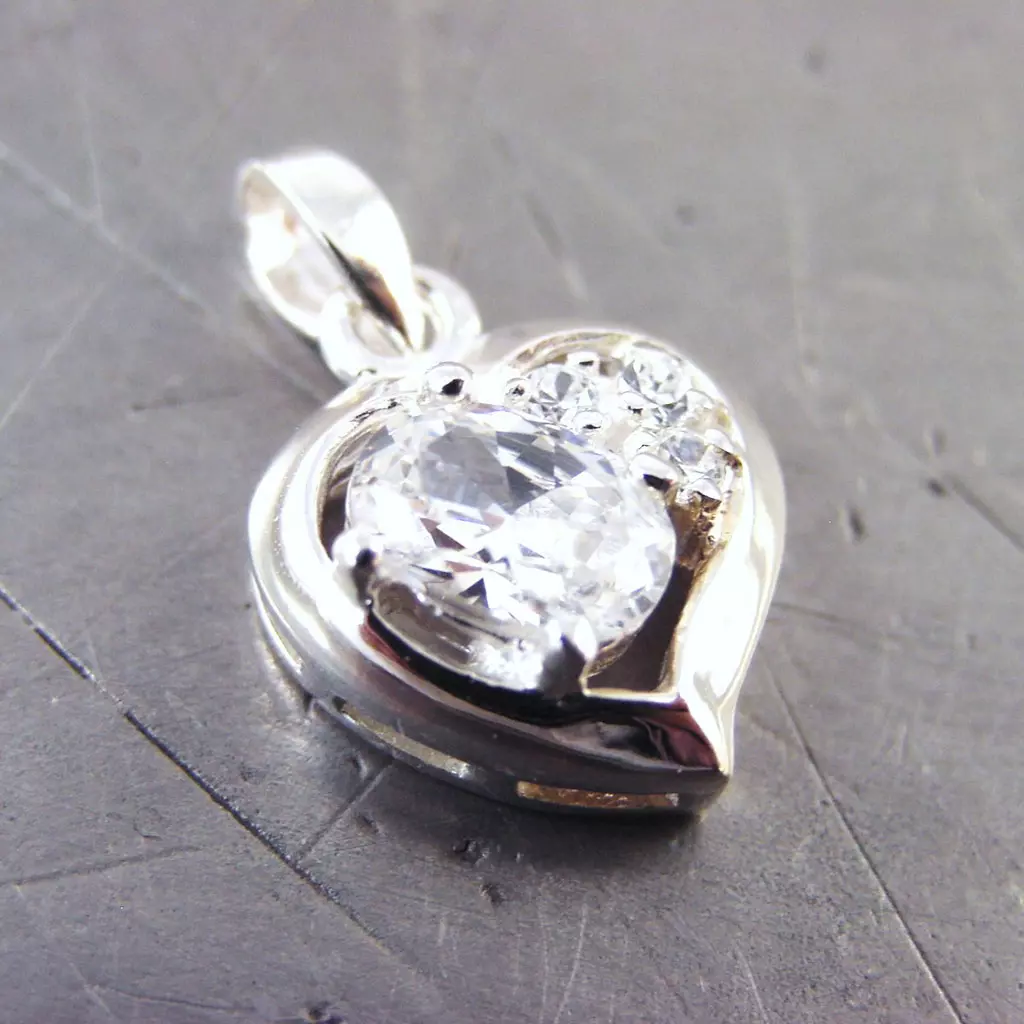 Les Trésors De Lily Pendentif Argent 'Charme De L'Amour' Blanc Argenté 11x10 Mm [G1617]