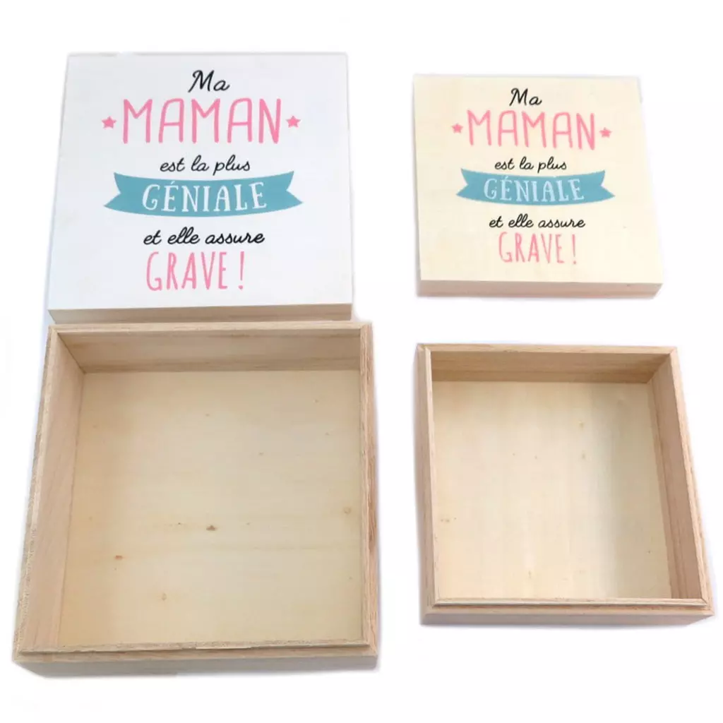Les Trésors De Lily Set De 2 Boîte Gigognes Bois 'Messages' ('Ma Maman Est La Plus Géniale Et Elle Assure Grave ') 18x18x85 Cm [P8972]