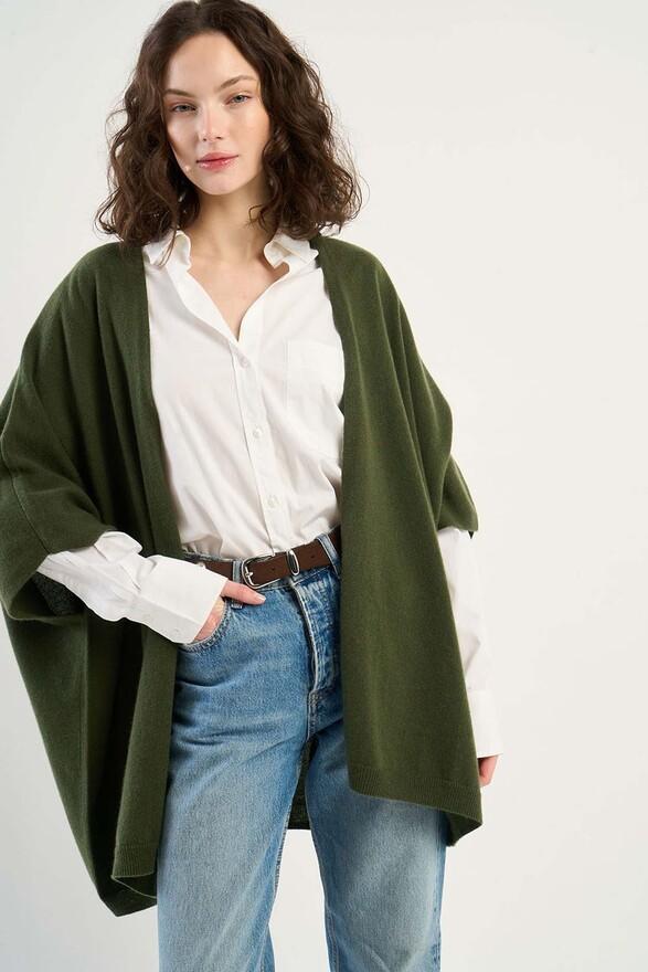 les tricots de léa Gilet poncho ouvert en 100% Cachemire GWENN Kaki les tricots de léa Gilet poncho ouvert en 100% Cachemire GWENN Kaki