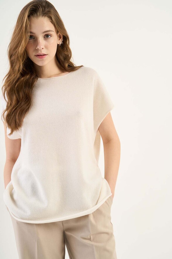 les tricots de léa Pull col rond sans manches en 100% Cachemire MAEVA Milk