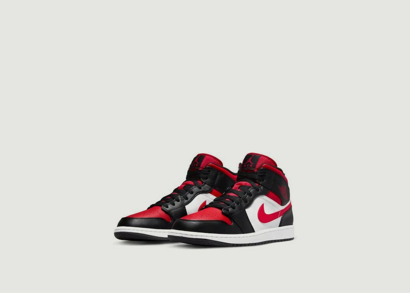 L'exception Air Jordan 1 Mid Alternate Bred Toe Rouge Nike