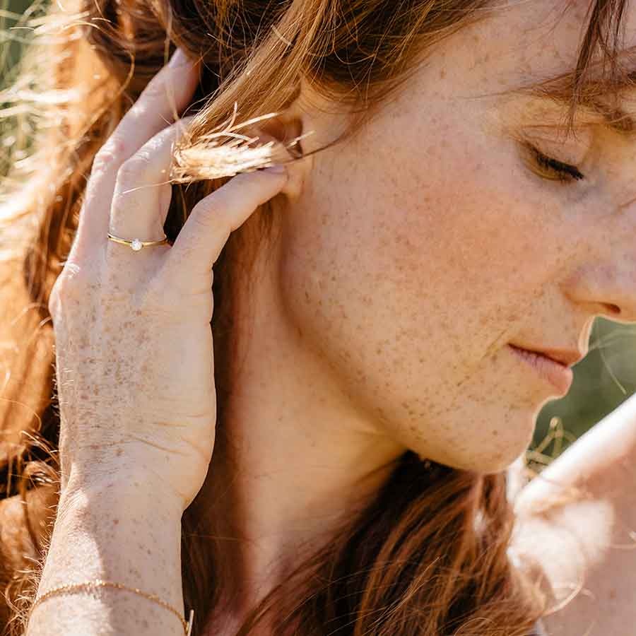 L'exception Anneau Solitaire ReMind Mini En Or Or Maren Jewellery