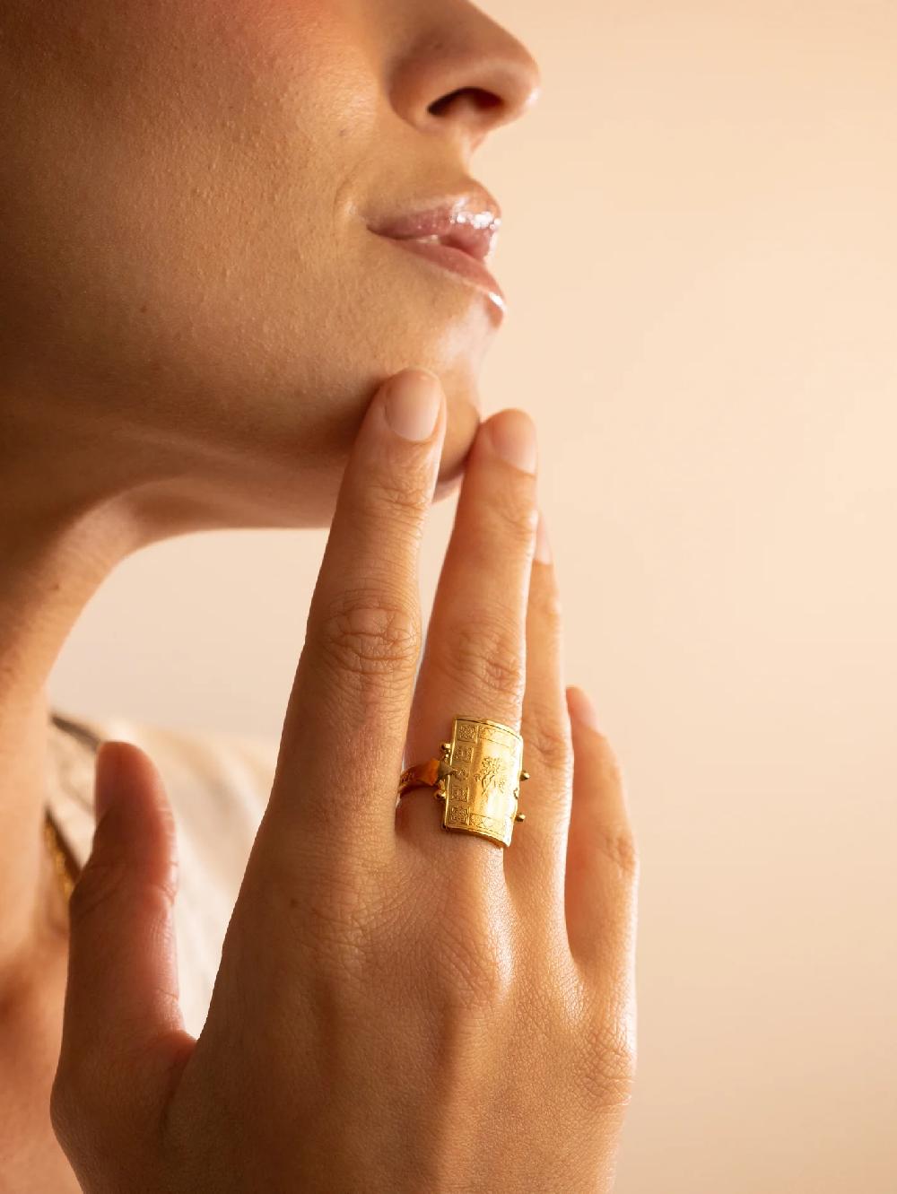 L'exception Bague Le Rameau D'Olivier De La Liberté. Or Atelier Indépendant