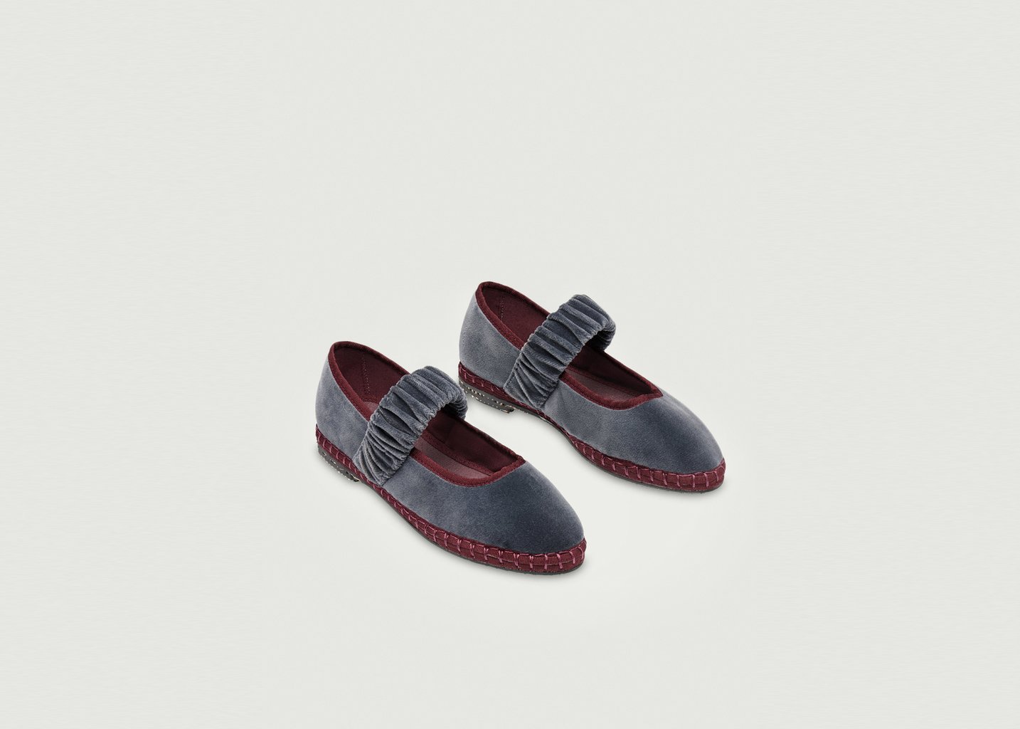 L'exception Ballerine Mafalda Georgina En Velours Gris Flabelus