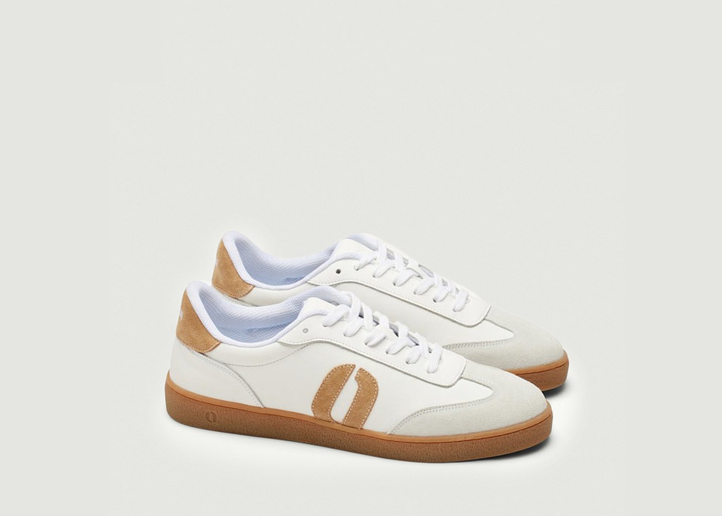 L'exception Baskets Basses Lucia Blanc Odaje Ex M.Moustache