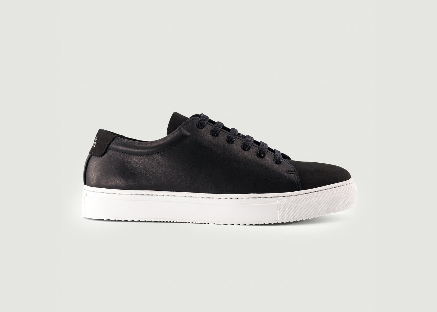 l'exception Baskets Edition 3 Nubuck Noir National Standard