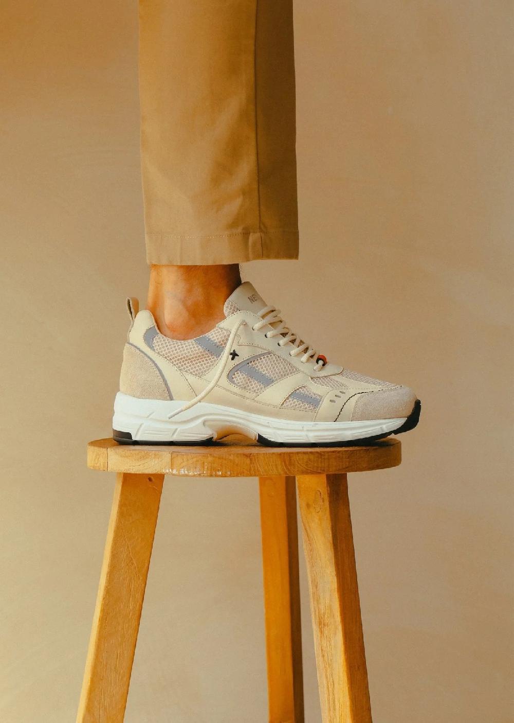 L'exception Baskets Meta En Cuir Et Daim Beige Newlab