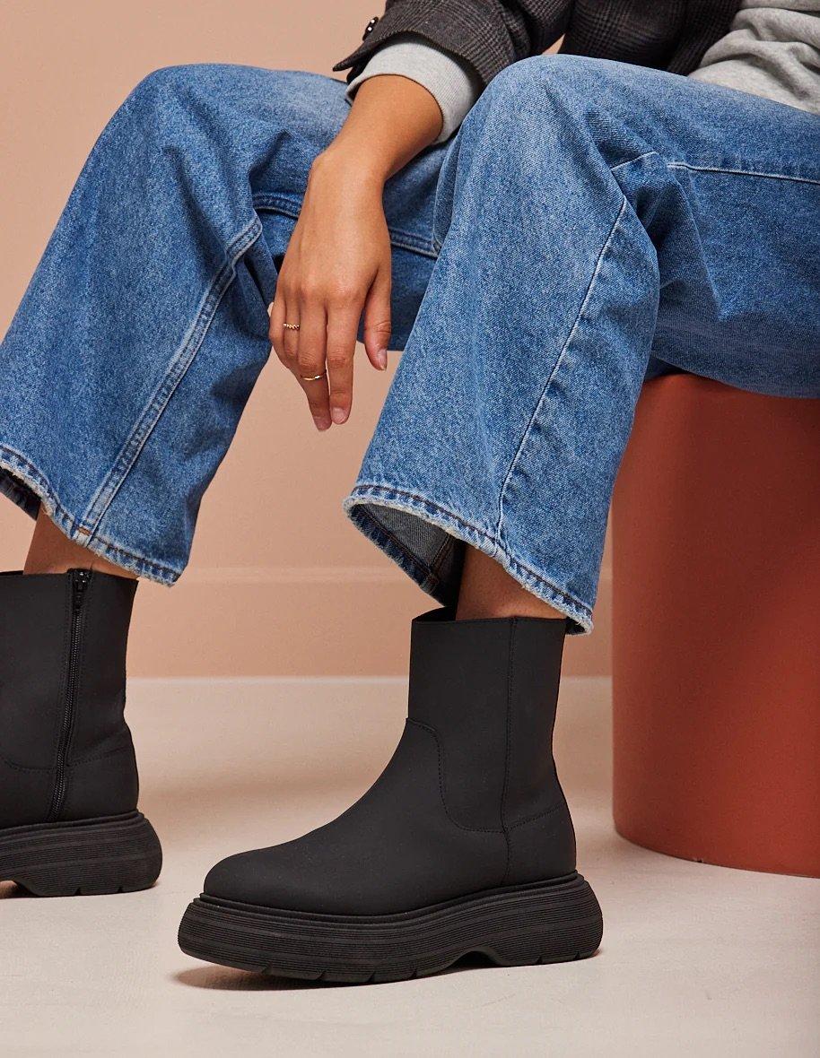 L'exception Bottines En Cuir Effet Caoutchouc à Plateforme Lina Noir Odaje Ex M.Moustache