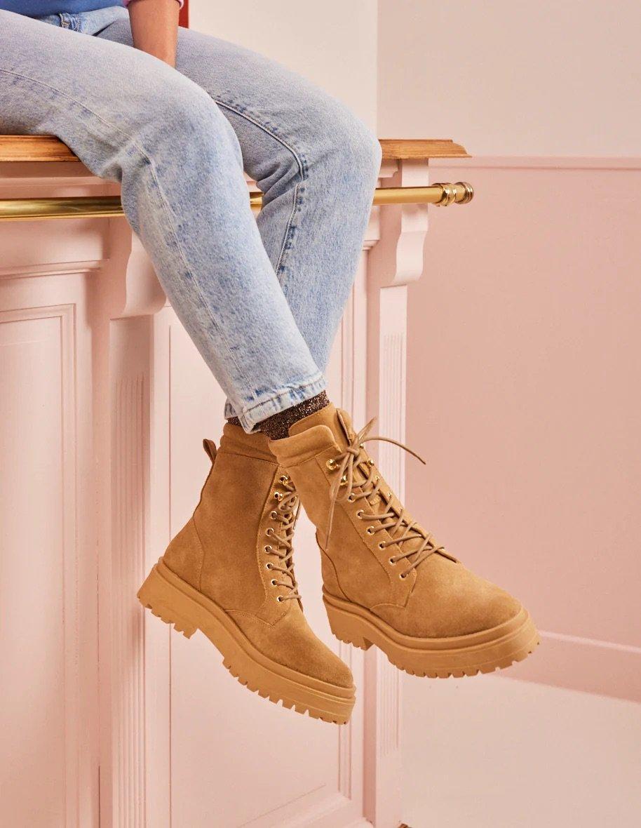 L'exception Bottines En Cuir Suédé à Lacets Tamara Sable Odaje Ex M.Moustache