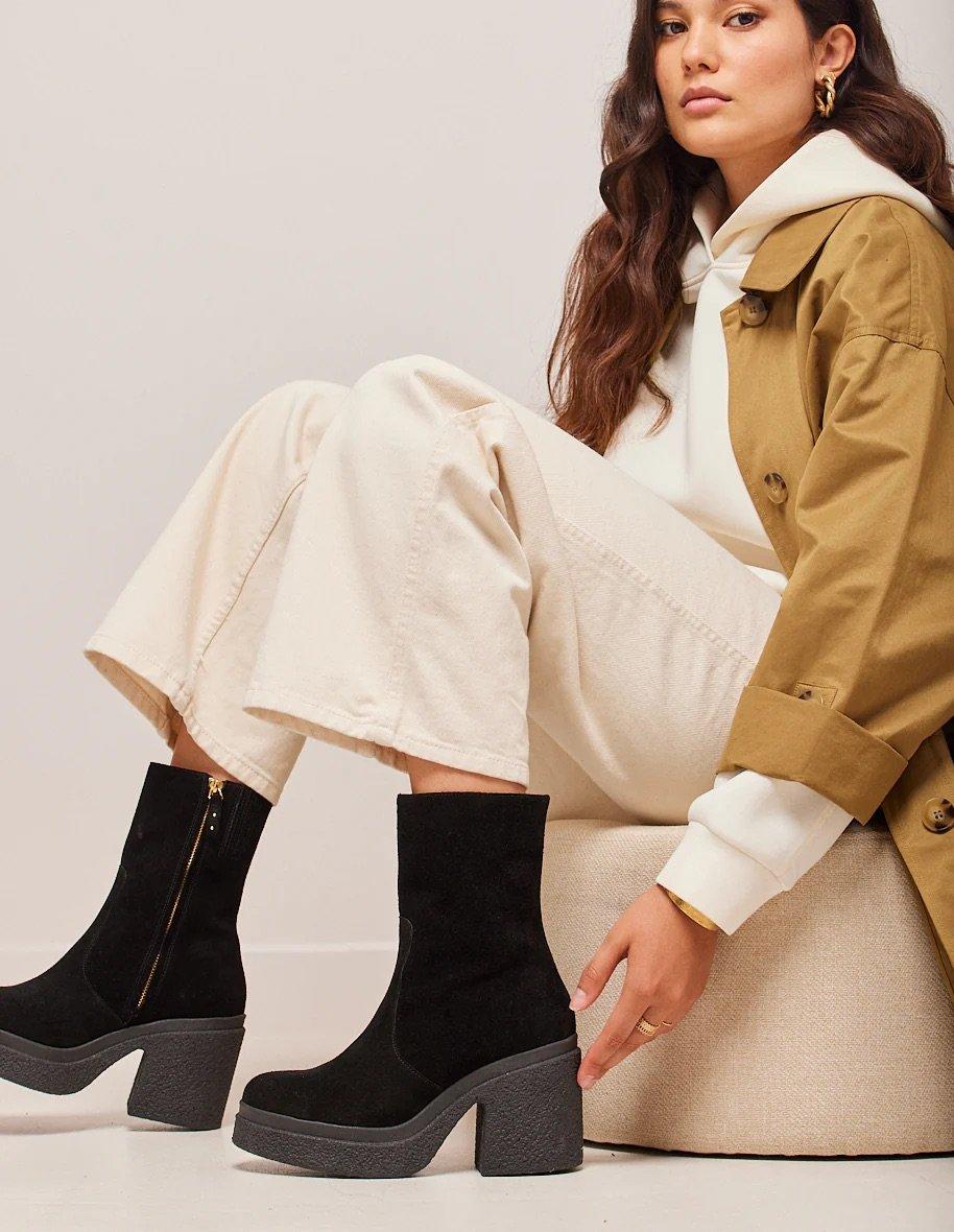 L'exception Bottines En Cuir Suédé à Plateforme Claire Noir Odaje Ex M.Moustache