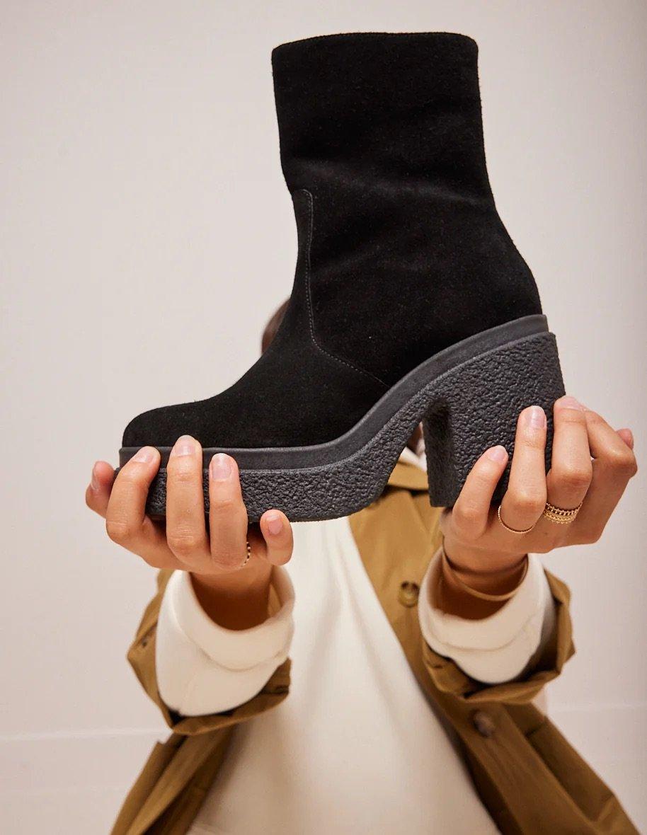 L'exception Bottines En Cuir Suédé à Plateforme Claire Noir Odaje Ex M.Moustache