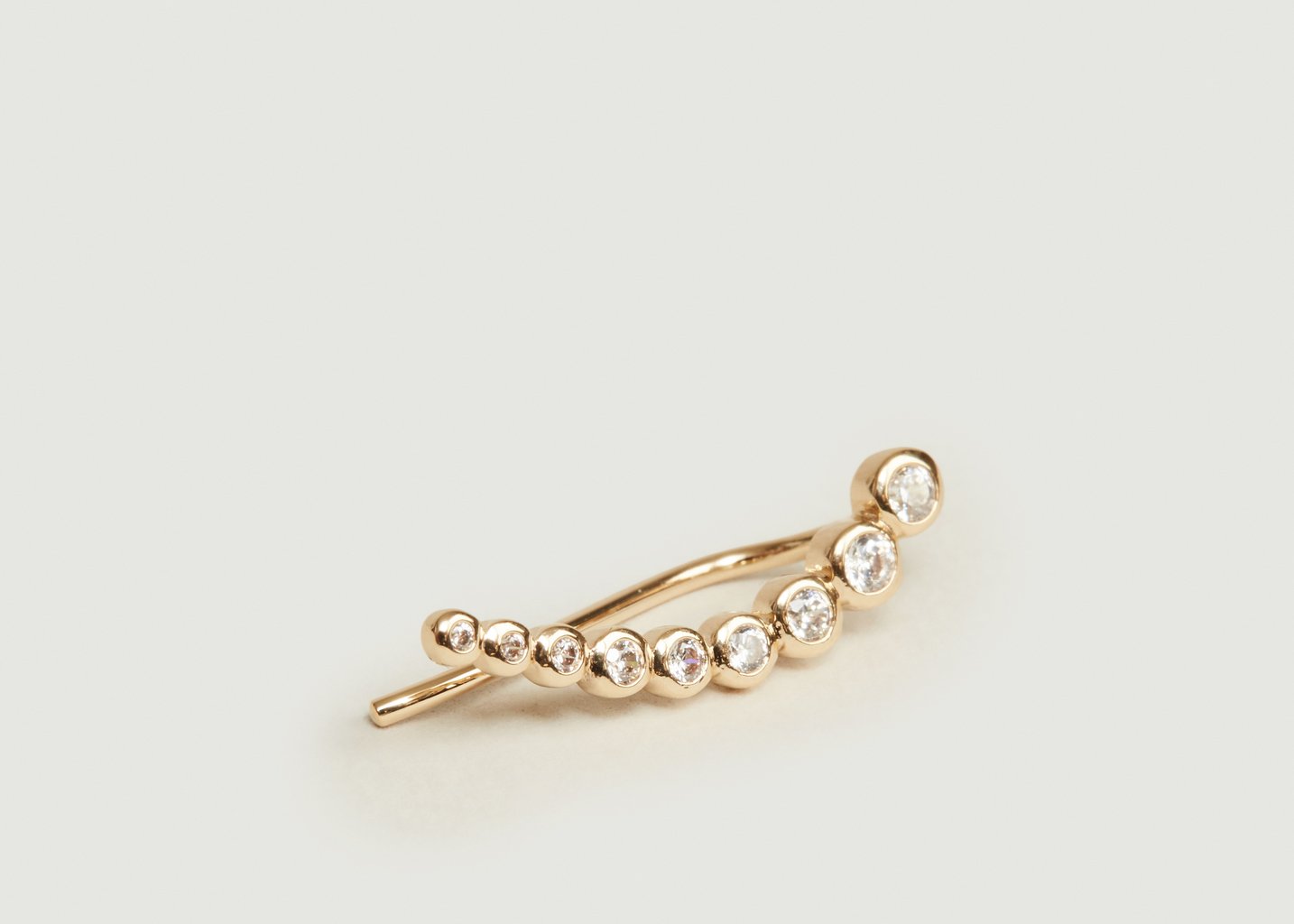 l'exception Boucle D'oreille Zircons Dégressifs Droit Or Nouvel Amour