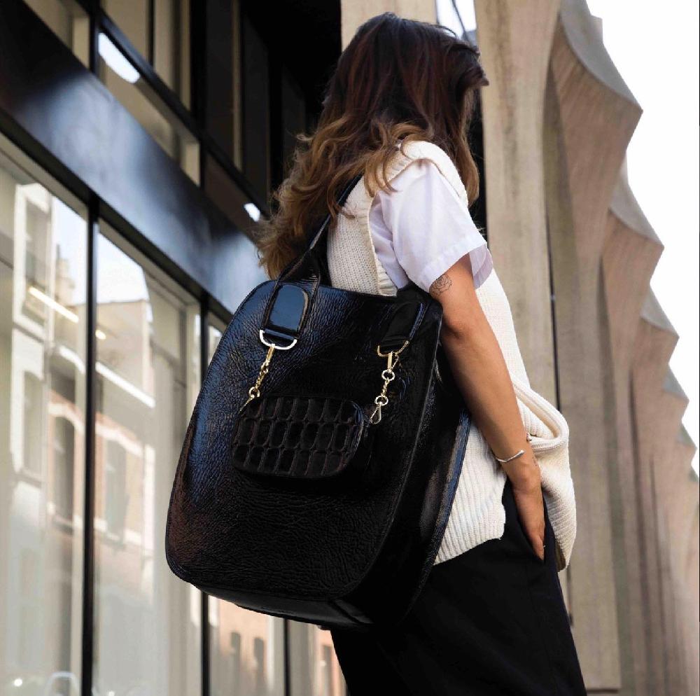 L'exception Cabas Roomy Patent Leather Noir Octogony