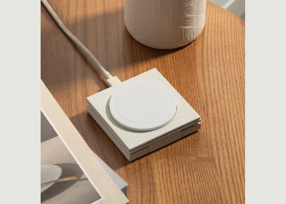 L'exception Chargeur Magnétique Sans Fil Rise Sable Native Union