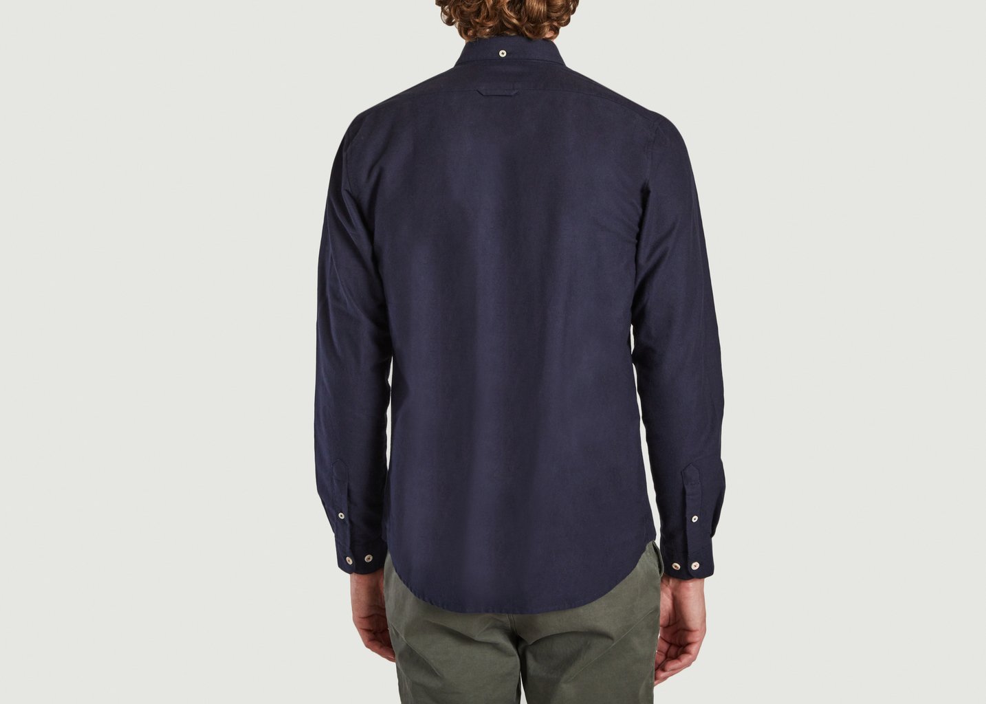 L'exception Chemise Boutonée Avec Poche Bleu Marine Cuisse De Grenouille