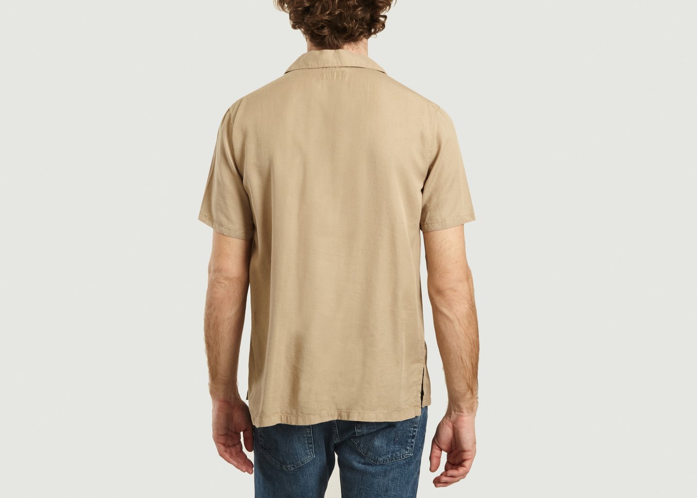 L'exception Chemise Manches Courtes à Lettrage Brodé Arvid Beige Nudie Jeans