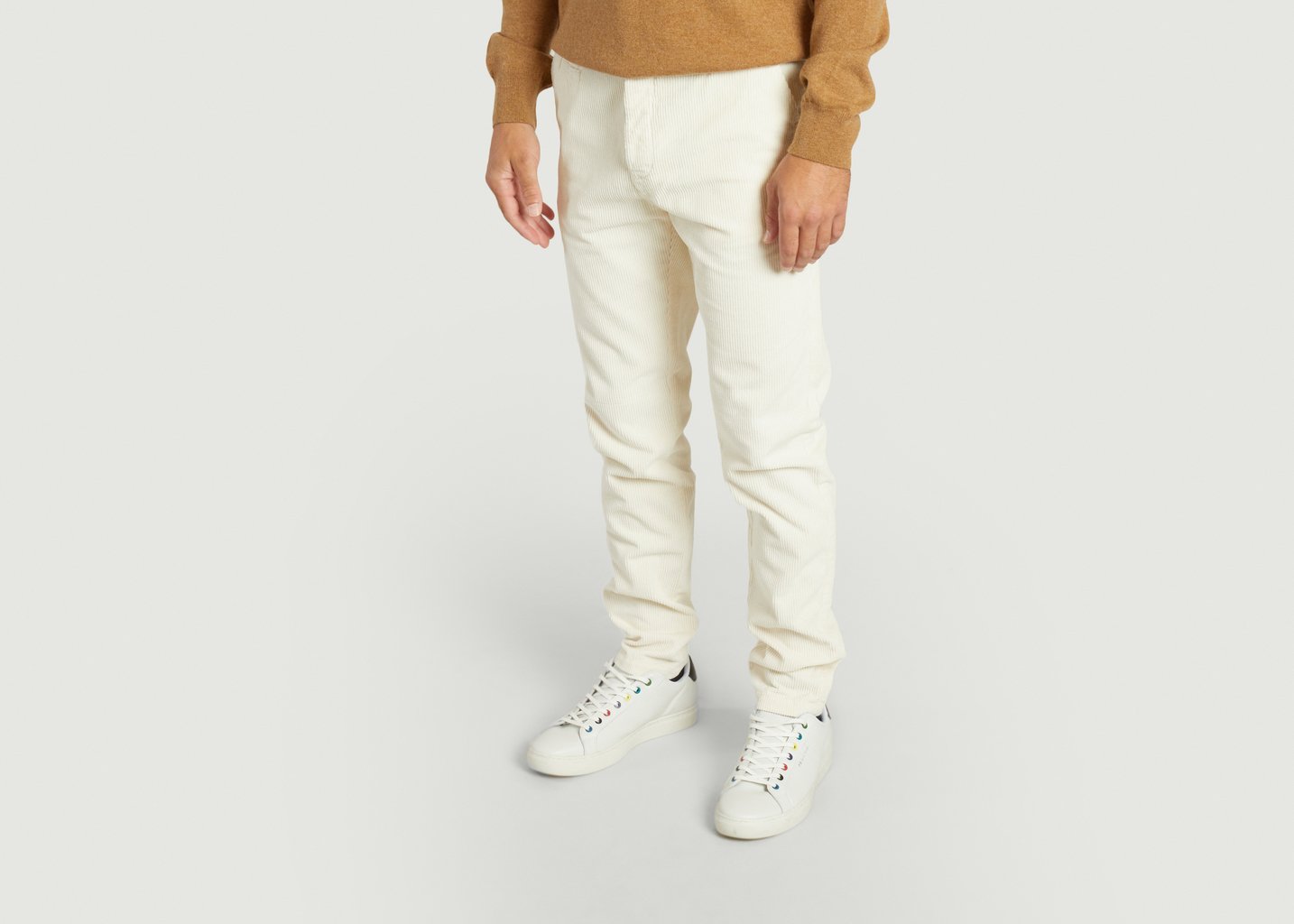 L'exception Chino En Velours Ecru Cuisse De Grenouille