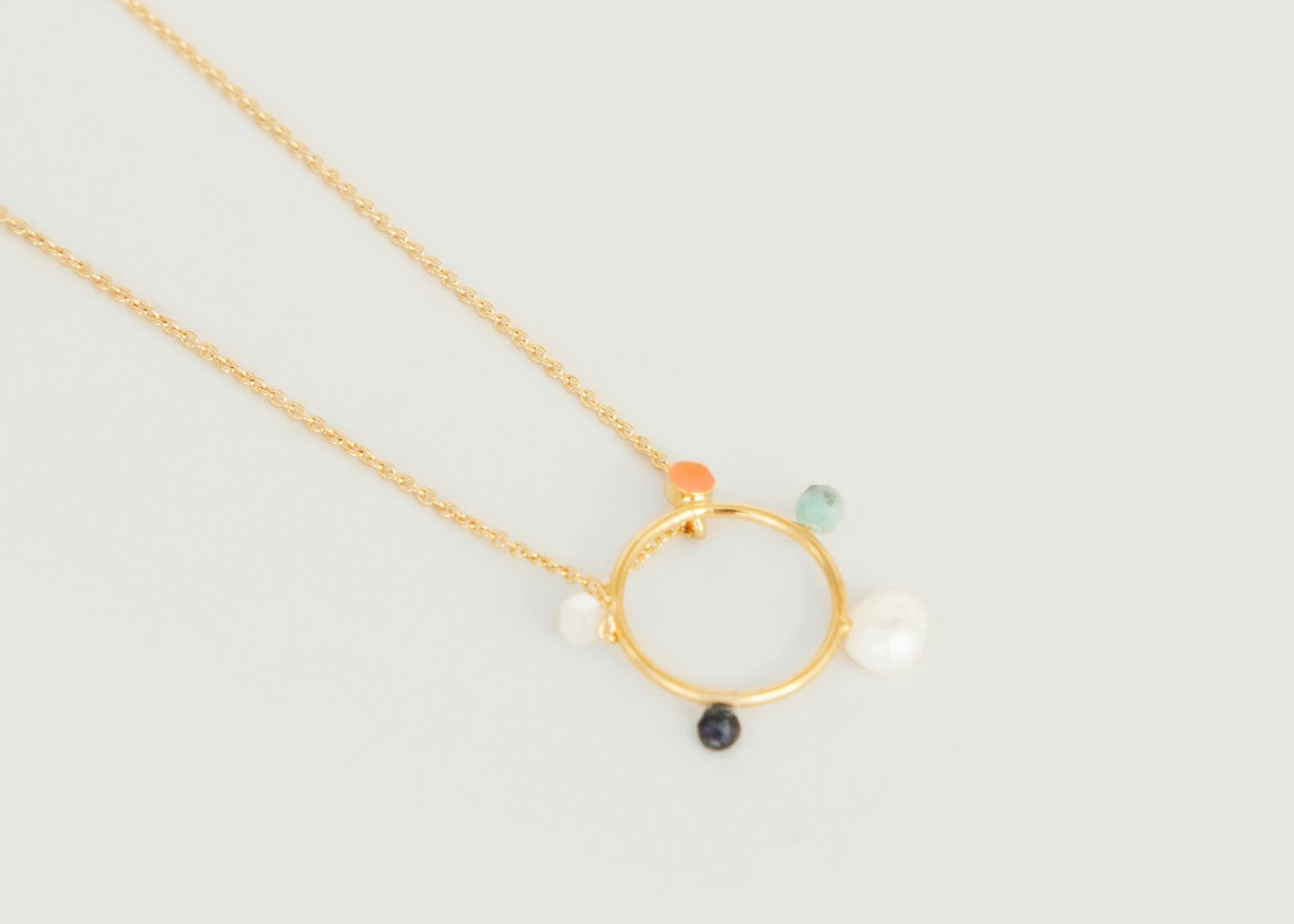 l'exception Collier Elements pendentif en laiton doré à l'or fin 24 carats Or Judith Benita