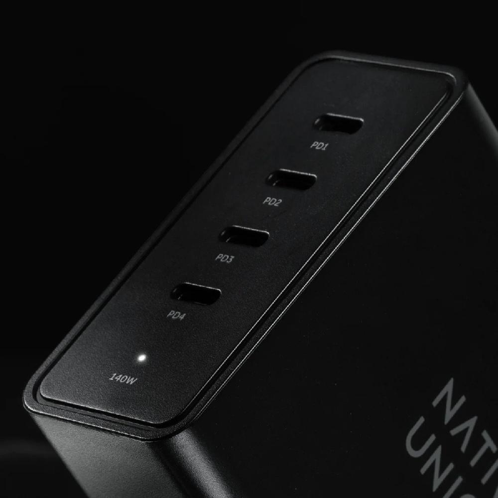 L'exception Fast Desktop Charger PD 140W Noir Native Union