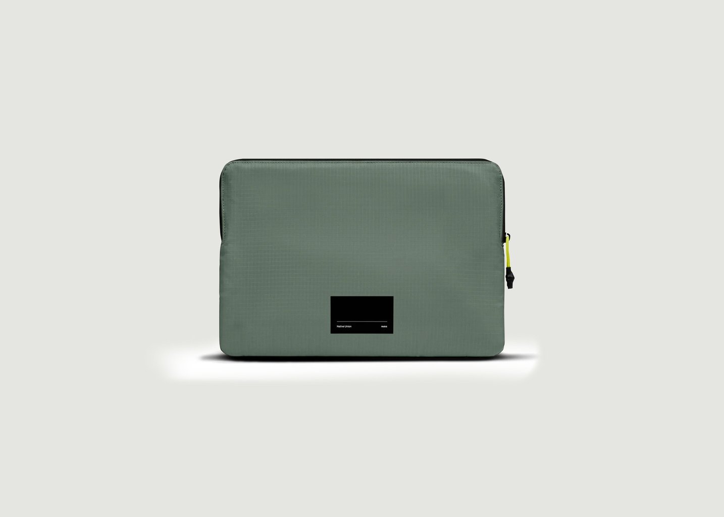 l'exception Housse ultra légère MacBook 13 pouces Vert Sapin Native Union
