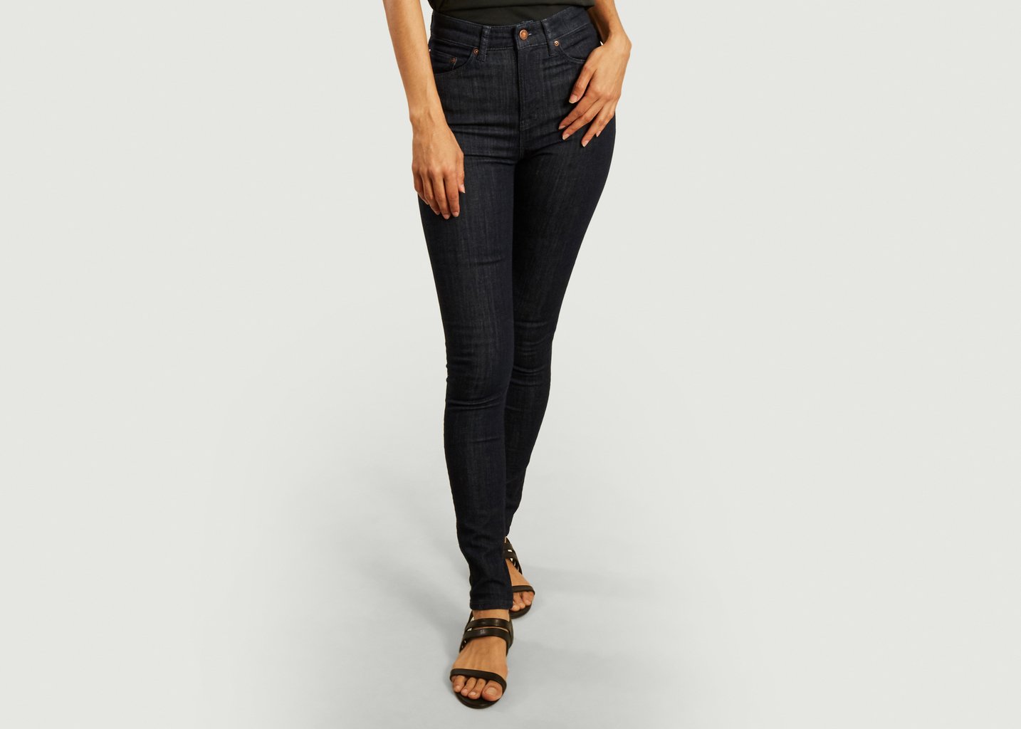 l'exception Jean slim Hightop Tilde Brut Nudie Jeans