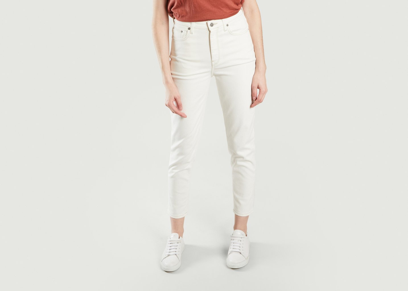 l'exception Jean teinté Mams Stretch Tapered Blanc Mud Jeans