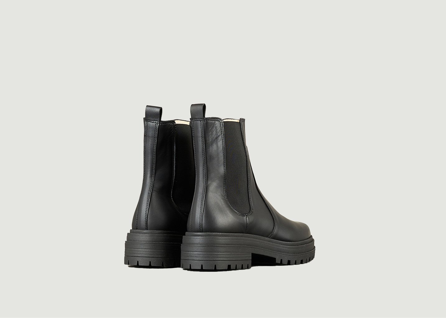 L'exception Bottine Sasha En Cuir Noir Tila March