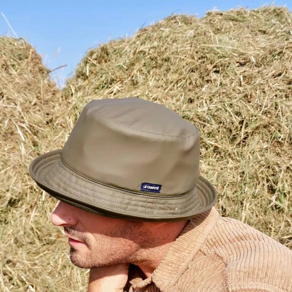 L'exception Chapeau De Pluie Khaki Le Chapoté
