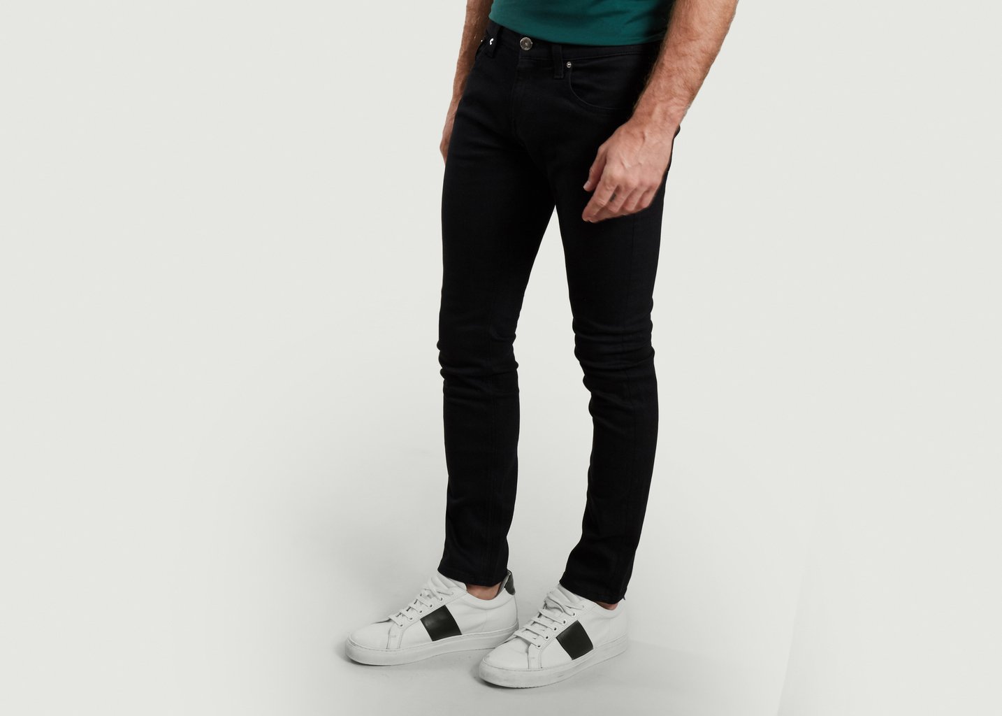 L'exception Jean Teinté Slim Lassen Noir Mud Jeans