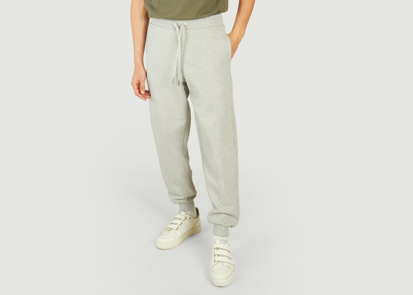 l'exception Jogging Ami De Coeur Gris AMI Paris