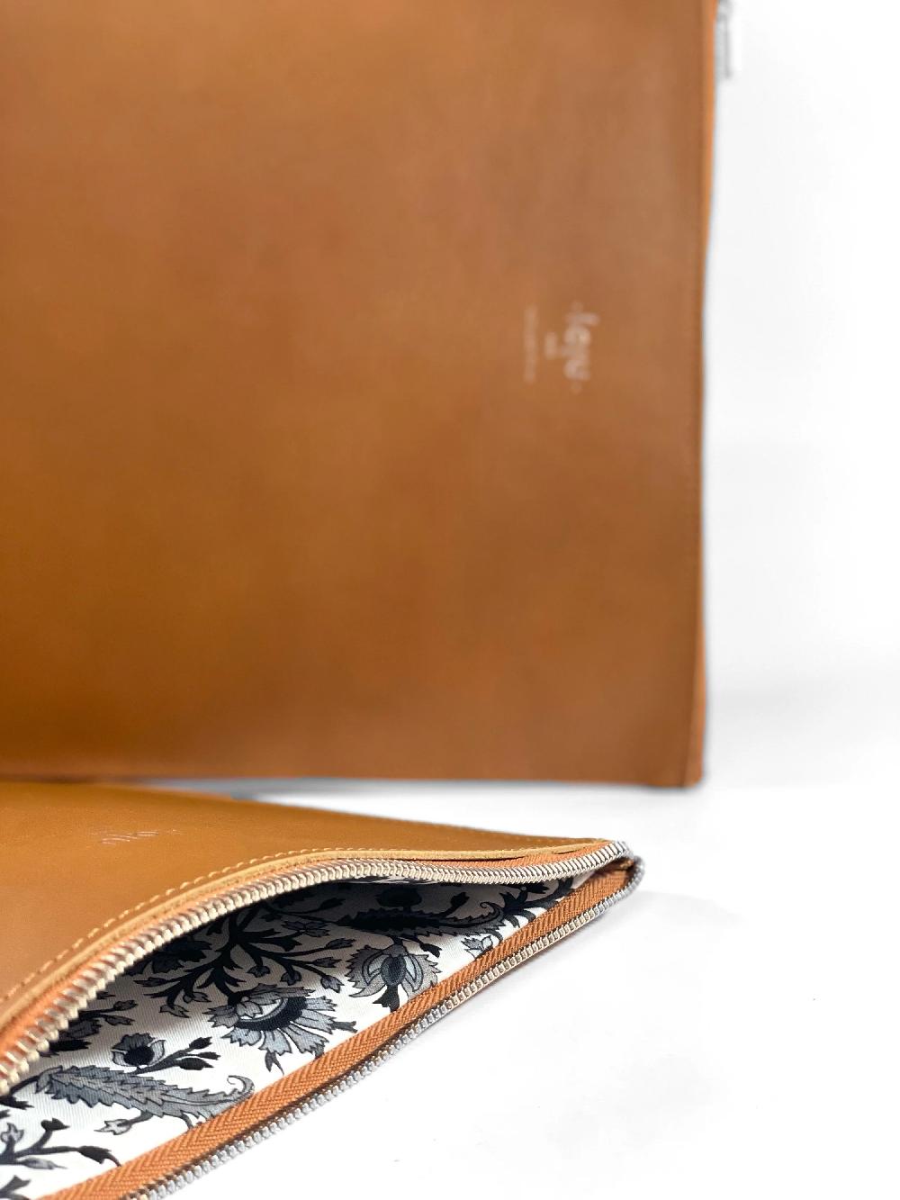 L'exception Le Porte Document Camel Laju Paris