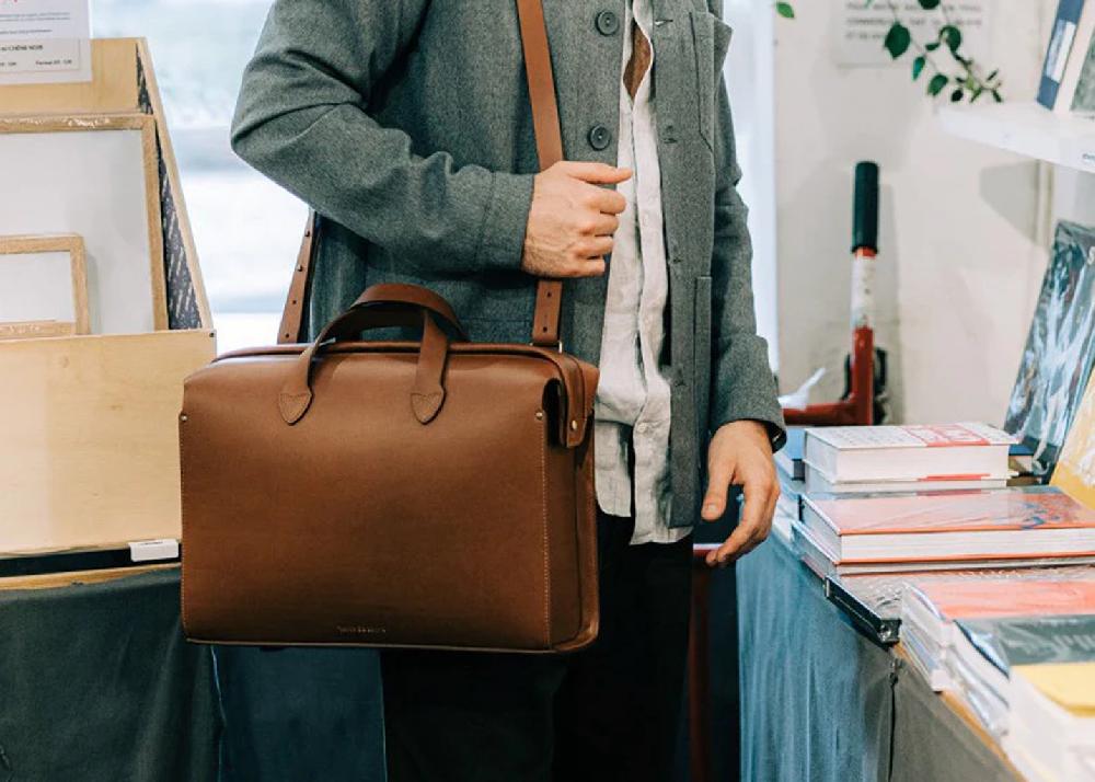 l'exception Mallette Louis Chocolat Valet de Pique