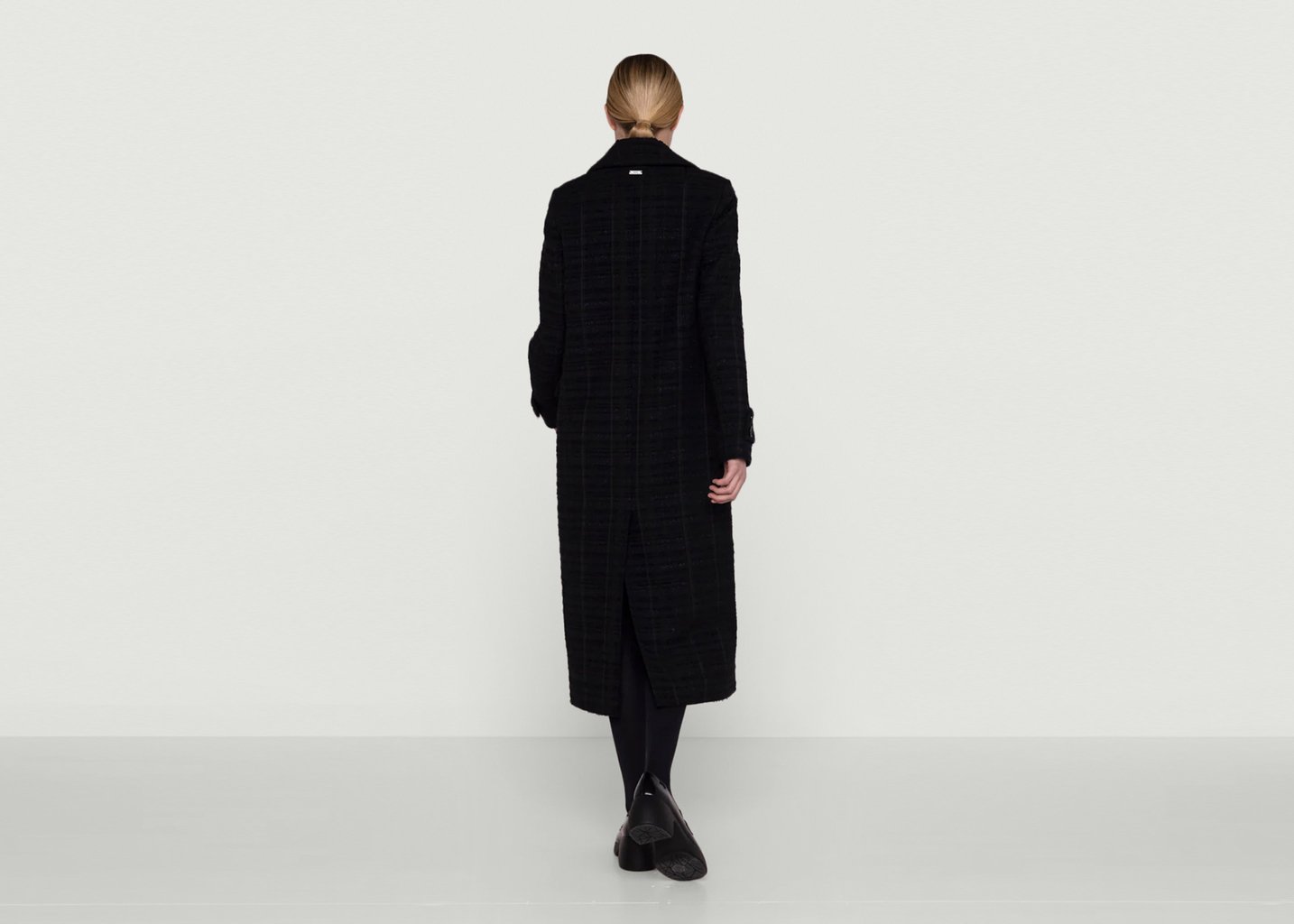 L'exception Manteau Long Bosquet Noir Maison Lener