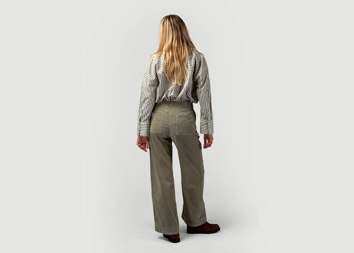 L'exception Pantalon Pince Vert Côtelé Paris