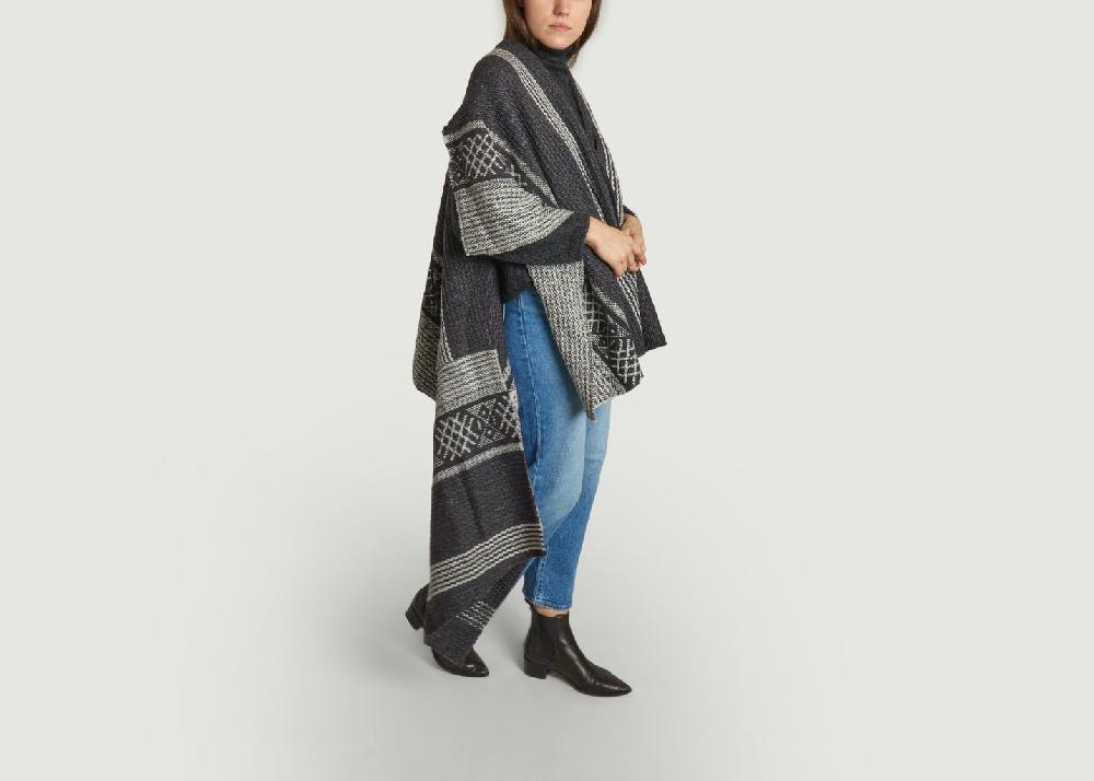 L'exception Poncho De Luz Gris Adriana Santacruz