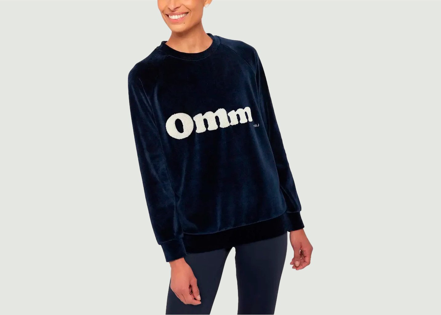 L'exception Pull OMM Bleu Marine YUJ Paris