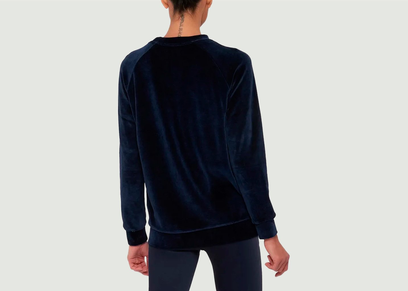 L'exception Pull OMM Bleu Marine YUJ Paris