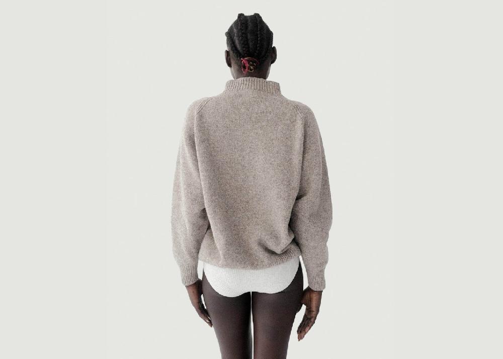 L'exception Pull Soar Beige Baserange