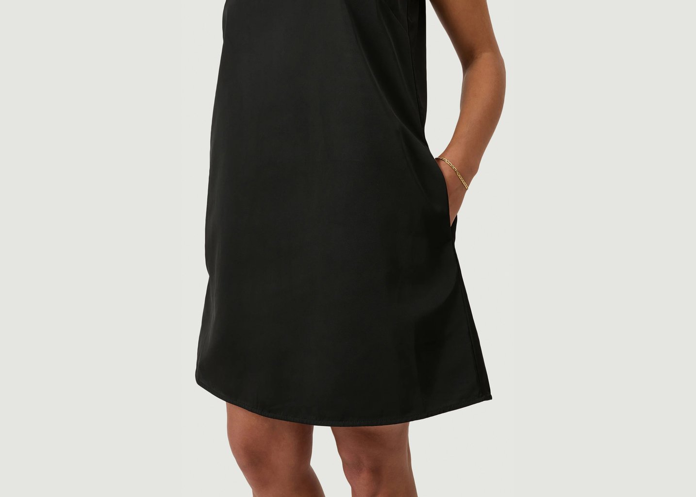 L'exception Robe Capri Noir Soulland