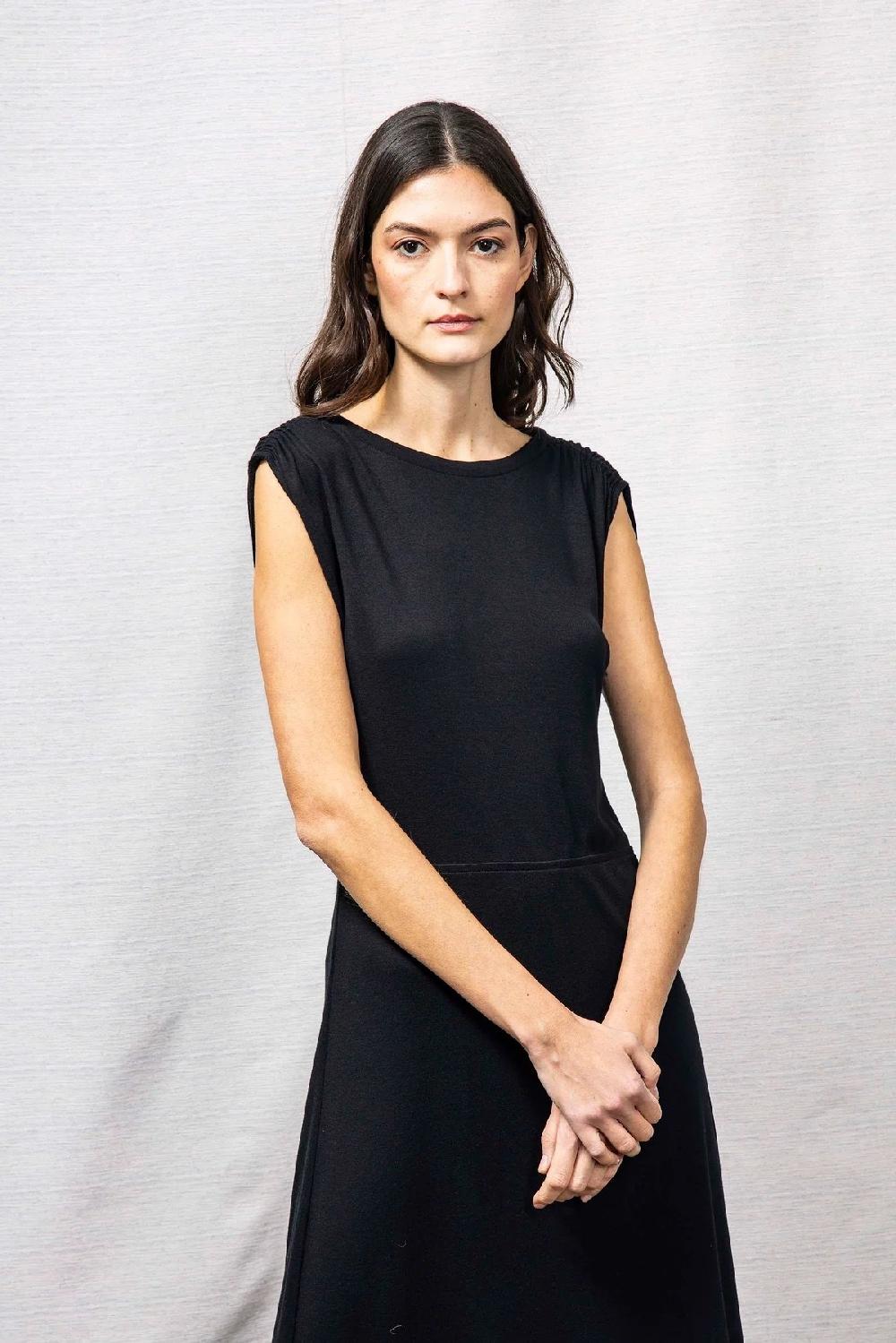 L'exception Robe Romina Noir Misericordia