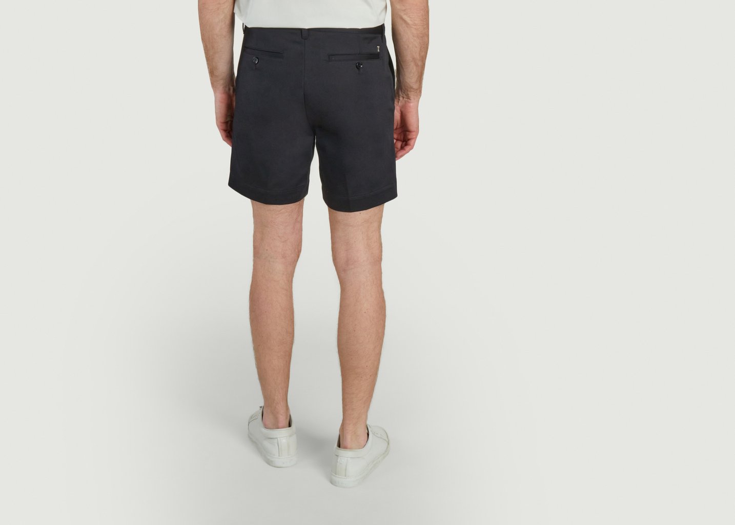 L'exception Short Chino Noir AMI Paris