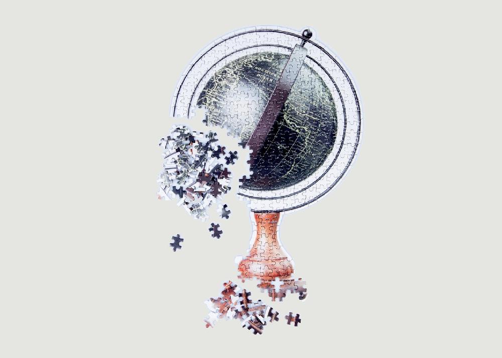 l'exception Slow Puzzle Globe Blanc Doiy Design