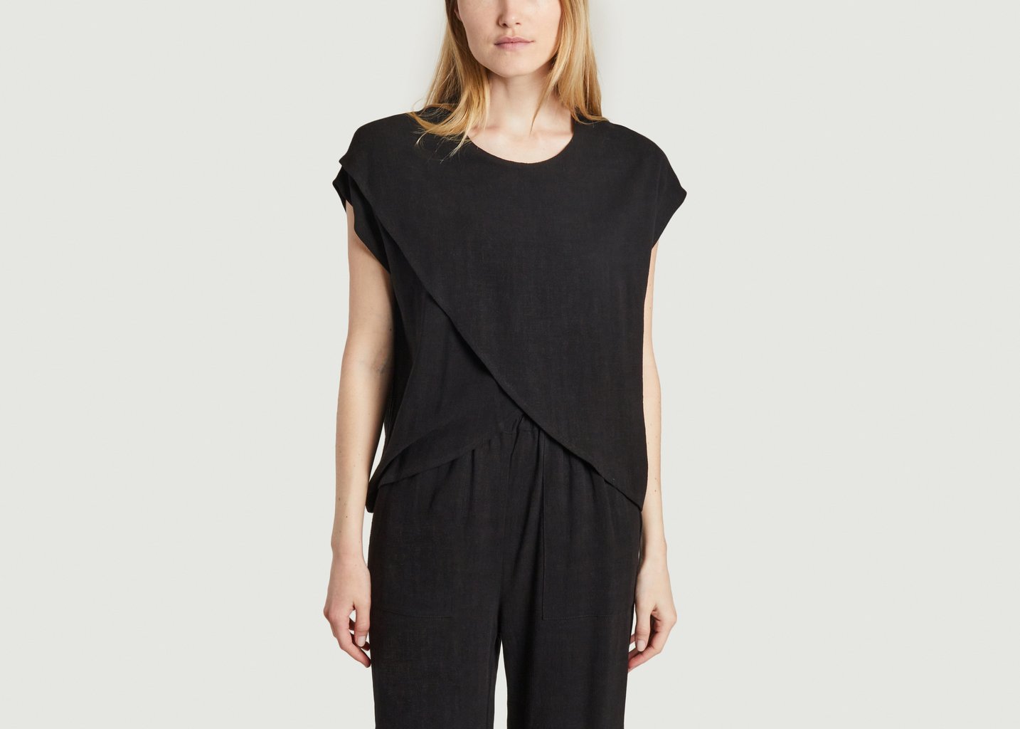 l'exception Top ample Lucia Noir Rita Row