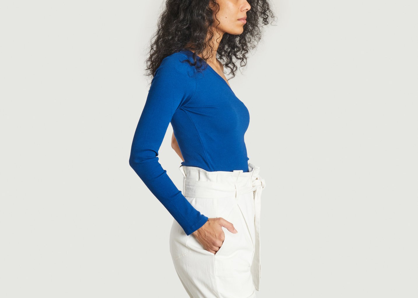L'exception Top Magdalena Bleu Thinking Mu