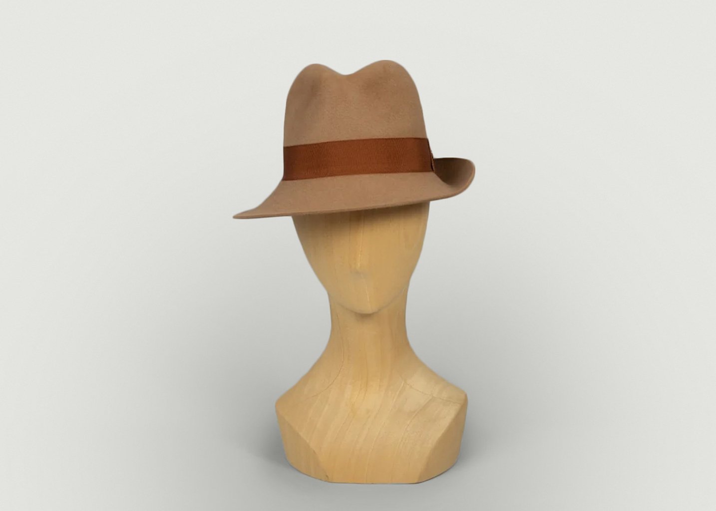 L'exception La Parisienne Chapeau Feutre Pour Femme Camel Courtois Paris