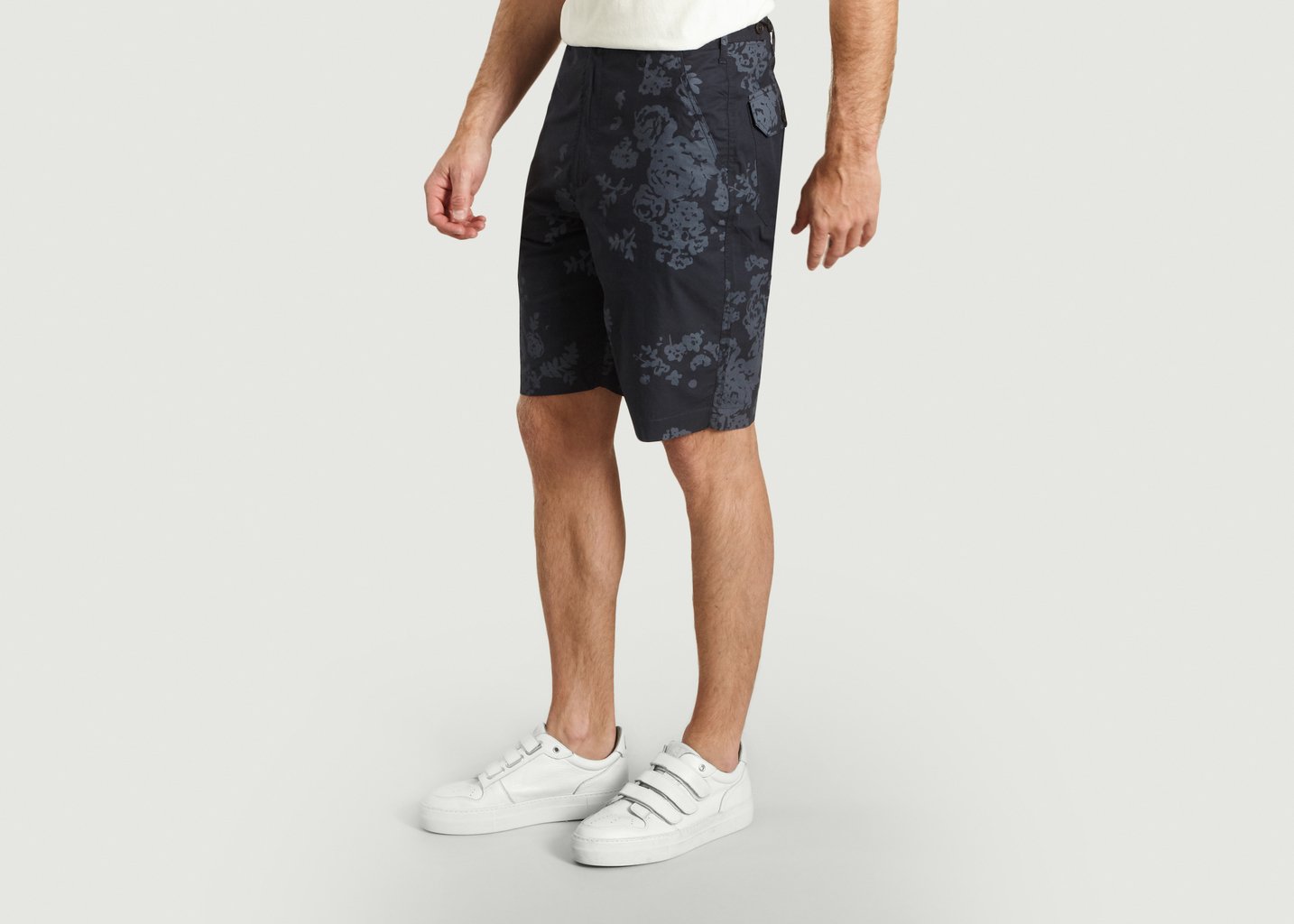 L'exception Loose Short Flower Print Bleu Marine Universal Works