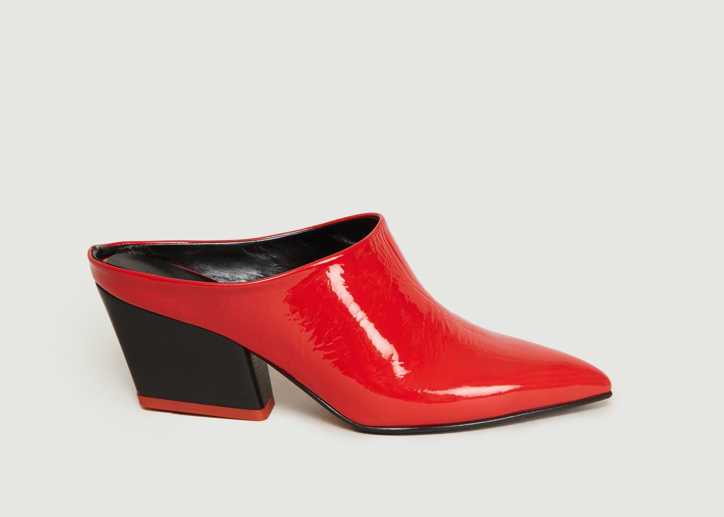 L'exception Mules En Cuir A Talons Elin Rouge Aeyde