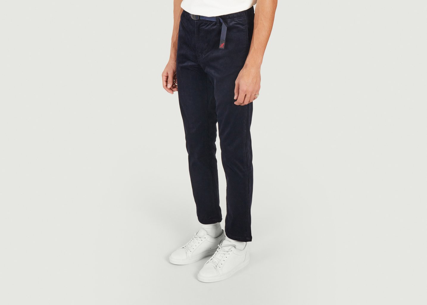 L'exception Pantalon Ajusté En Velours Côtelé Bleu Marine Gramicci